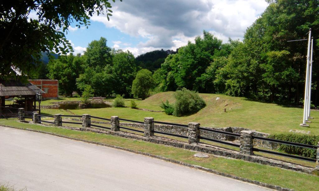 Planinska Kuca Mokra Gora Exterior foto